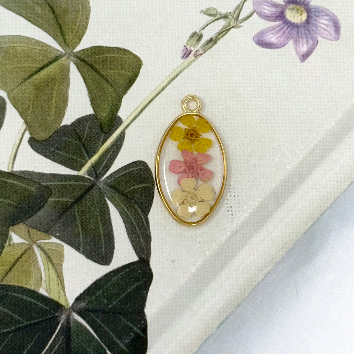 PRESSED FLOWER CHARM