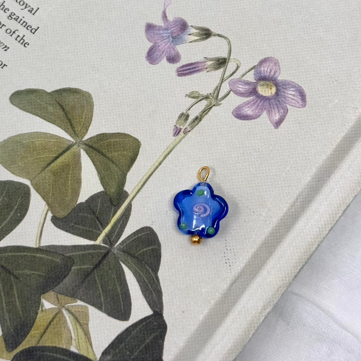 BLUE FLOWER CHARM