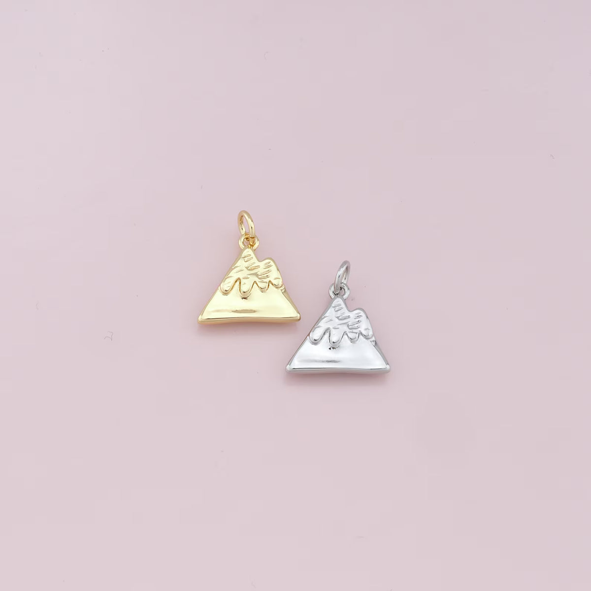 MOUNTAIN CHARM
