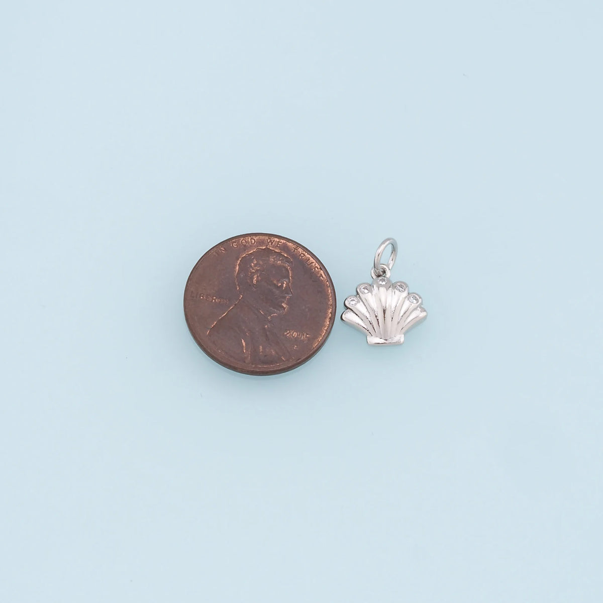 SILVER SHELL CHARM