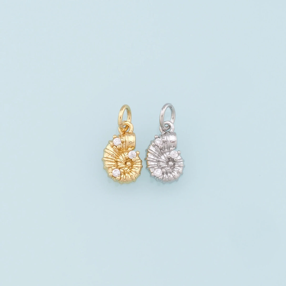SNAIL SHELL CHARM